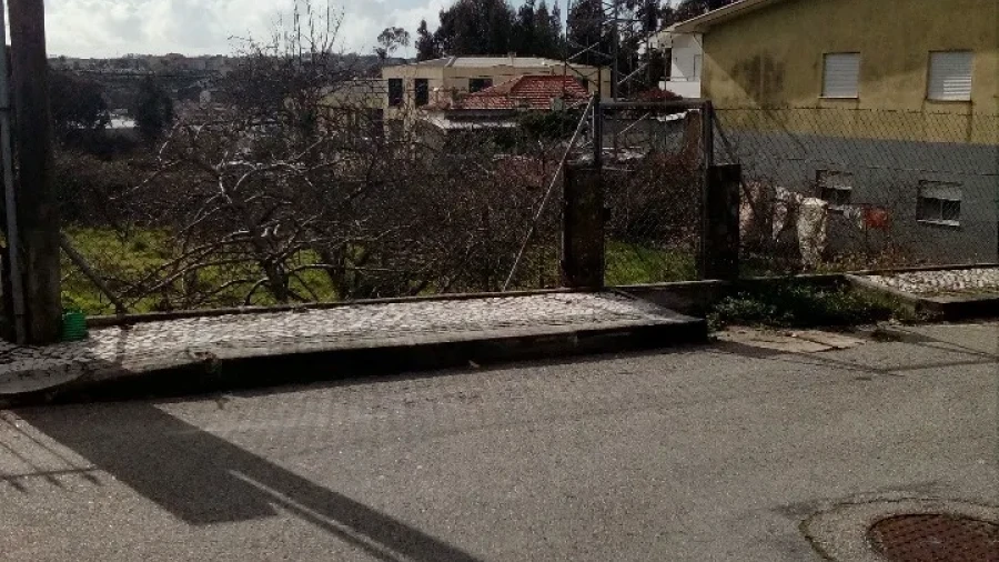Terreno para Venda em Macieira de Sarnes