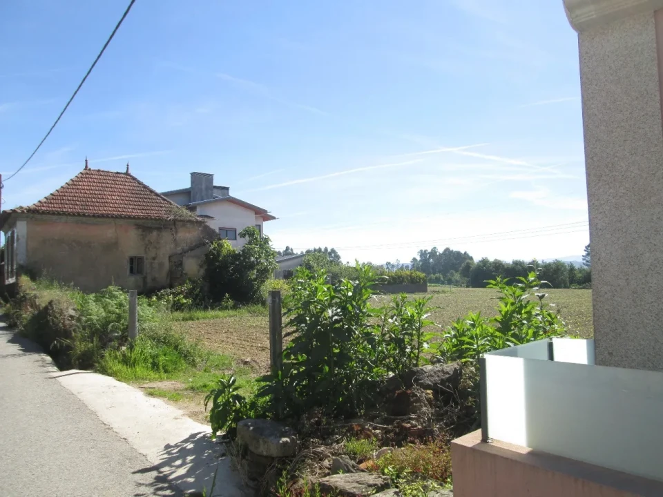 Terreno para Venda em O. Azeméis, Riba-Ul, Ul, Macinhata Seixa, Madail Foto 1