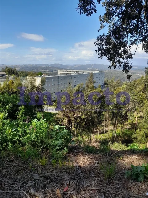 Terreno para Venda em Sandim, Olival, Lever e Crestuma
