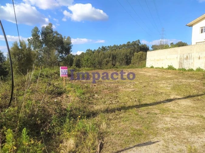 Terreno para Venda em O. Azeméis, Riba-Ul, Ul, Macinhata Seixa, Madail Foto 3
