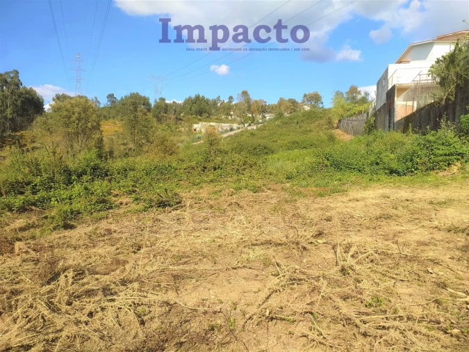 Terreno para Venda em O. Azeméis, Riba-Ul, Ul, Macinhata Seixa, Madail Foto 4