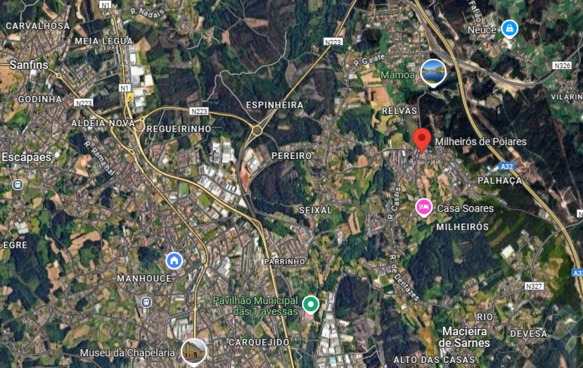 Terreno para Venda em Milheiros de Poiares Foto 1