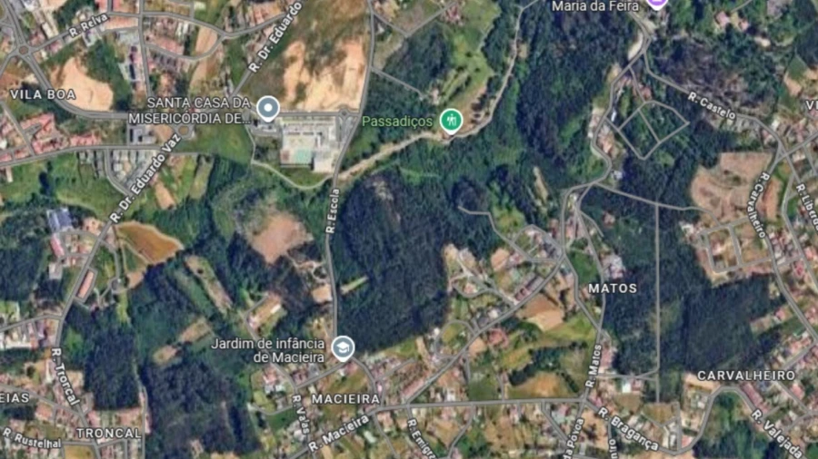 Terreno para Venda em São Miguel do Souto e Mosteirô