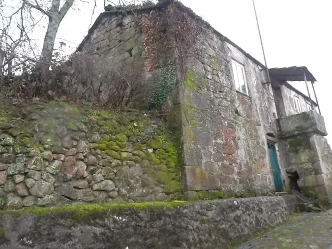 Moradia T0 para Venda em Chave Foto 1