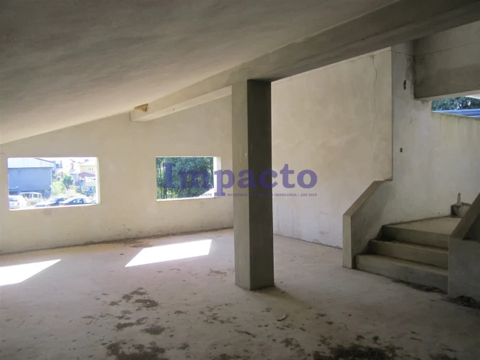 Armazém para Venda em Nogueira do Cravo e Pindelo Foto 16