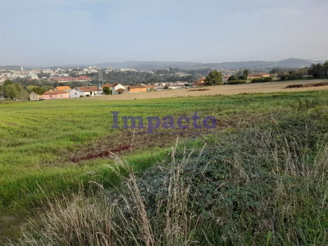 Terreno para Venda em O. Azeméis, Riba-Ul, Ul, Macinhata Seixa, Madail Foto 3