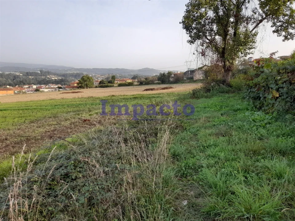 Terreno para Venda em O. Azeméis, Riba-Ul, Ul, Macinhata Seixa, Madail Foto 4