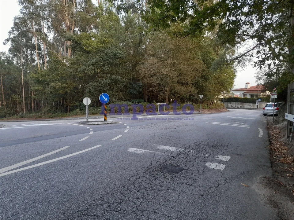 Terreno para Venda em O. Azeméis, Riba-Ul, Ul, Macinhata Seixa, Madail Foto 7