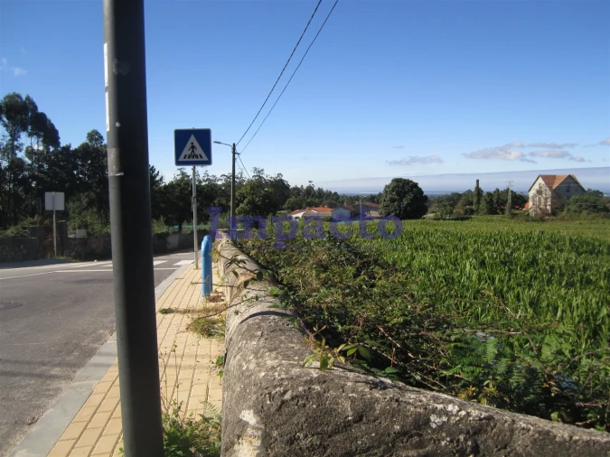 Terreno para Venda em Vila de Cucujães Foto 1