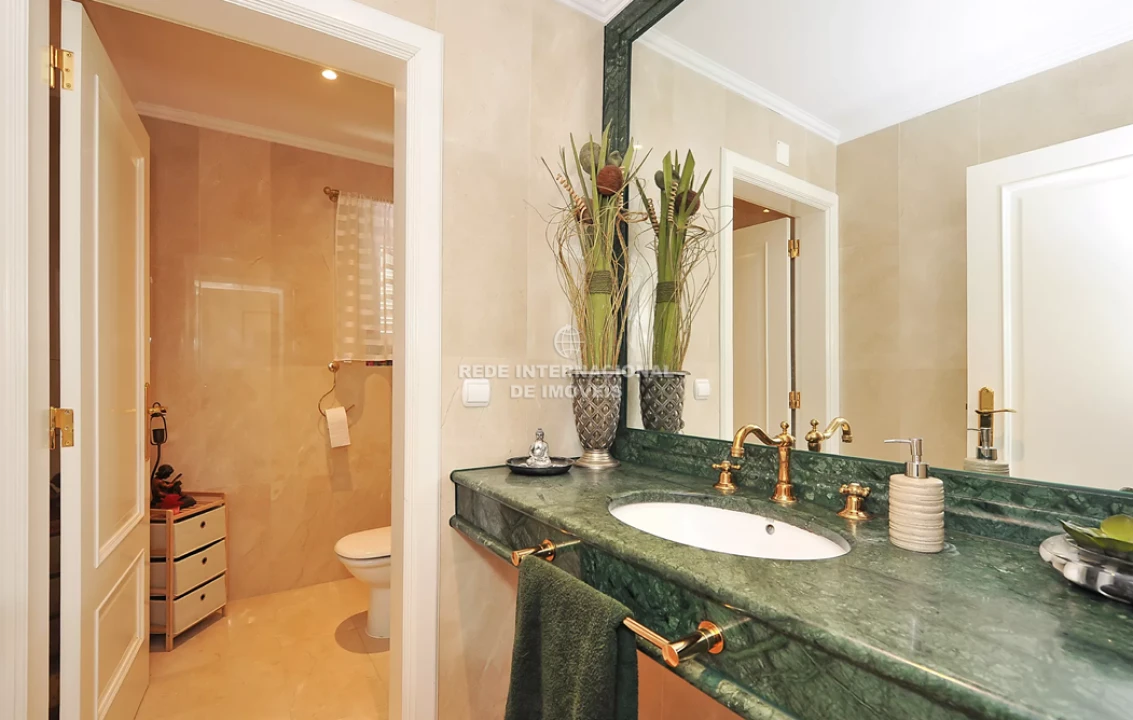 Moradia T5 para Venda em São João das Lampas e Terrugem Foto 7