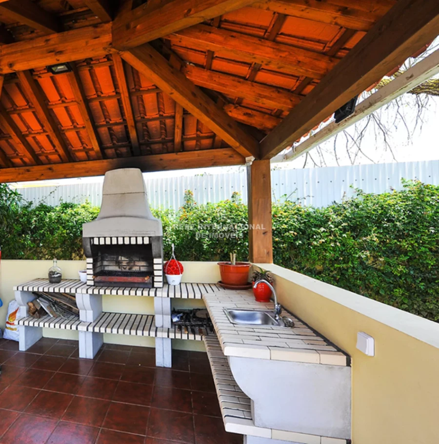 Moradia T5 para Venda em São João das Lampas e Terrugem Foto 4