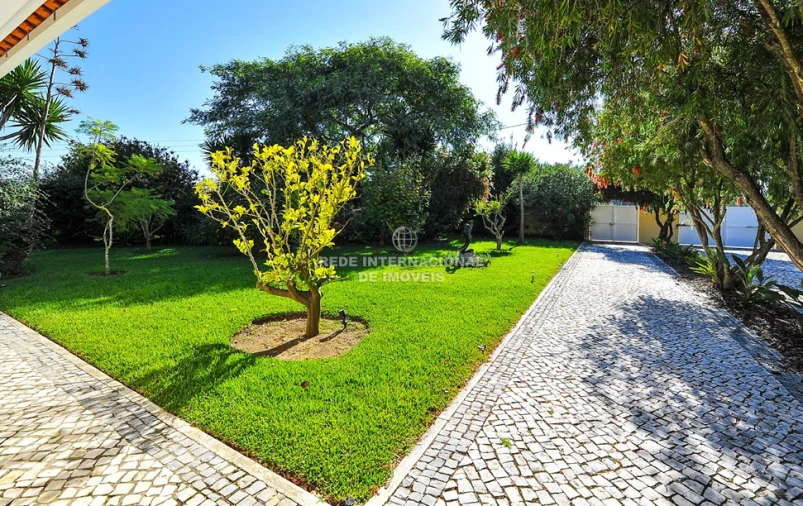 Moradia T5 para Venda em São João das Lampas e Terrugem Foto 3