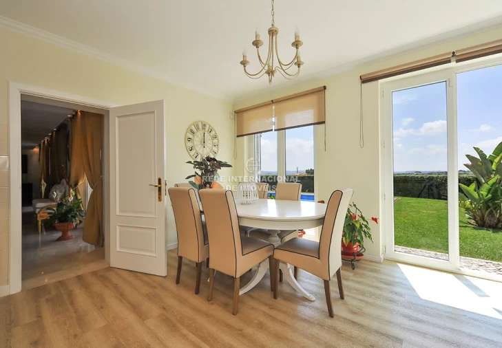 Moradia T5 para Venda em São João das Lampas e Terrugem Foto 9