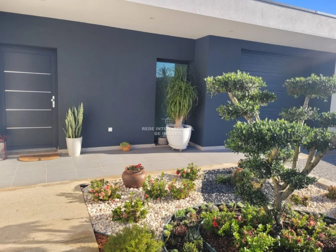 Moradia T4 para Venda em Cabração e Moreira do Lima Foto 6