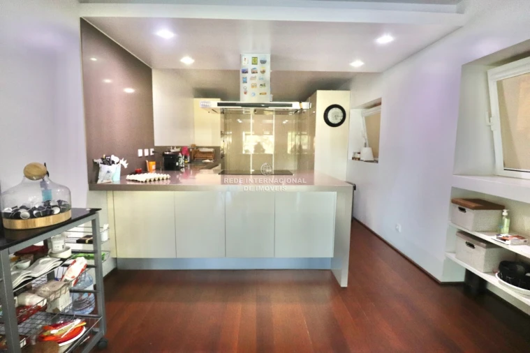 Moradia T0 para Venda em Rio de Mouro Foto 3