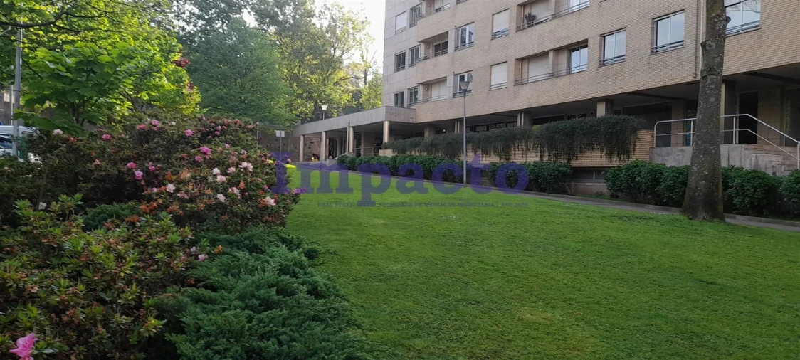 Loja para Arrendamento em Lordelo do Ouro e Massarelos Foto 26