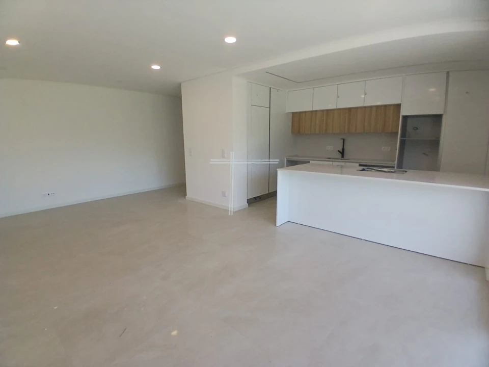 Apartamento T2 para Venda em Charneca de Caparica e Sobreda Foto 4