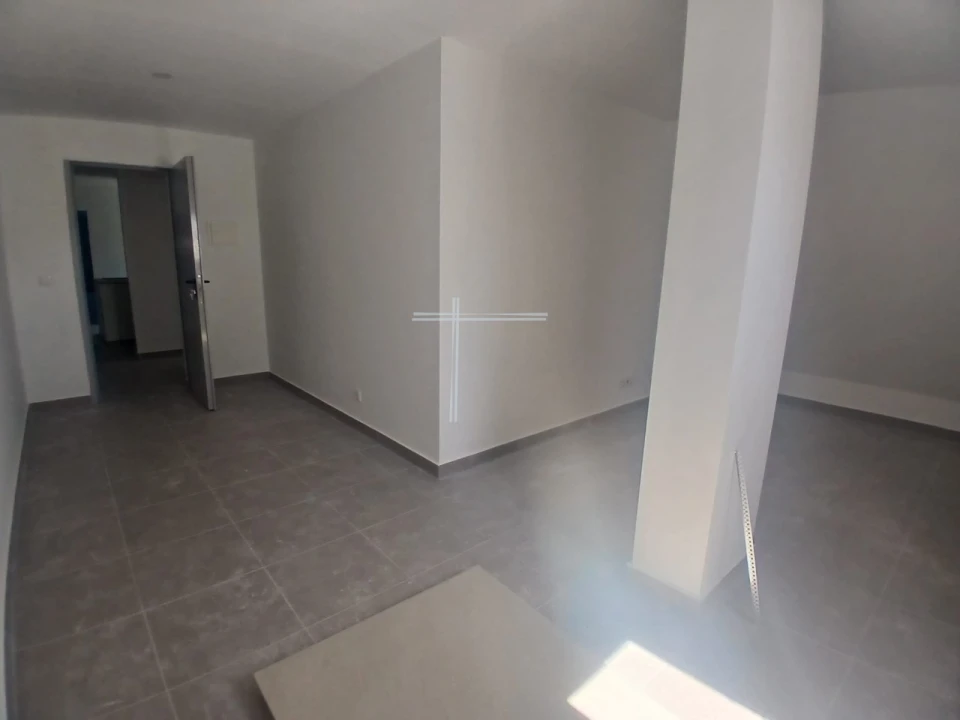 Apartamento T2 para Venda em Charneca de Caparica e Sobreda Foto 23
