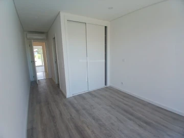 Apartamento T2 para Venda em Charneca de Caparica e Sobreda