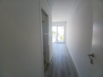 Apartamento T2 para Venda em Charneca de Caparica e Sobreda