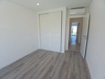 Apartamento T2 para Venda em Charneca de Caparica e Sobreda