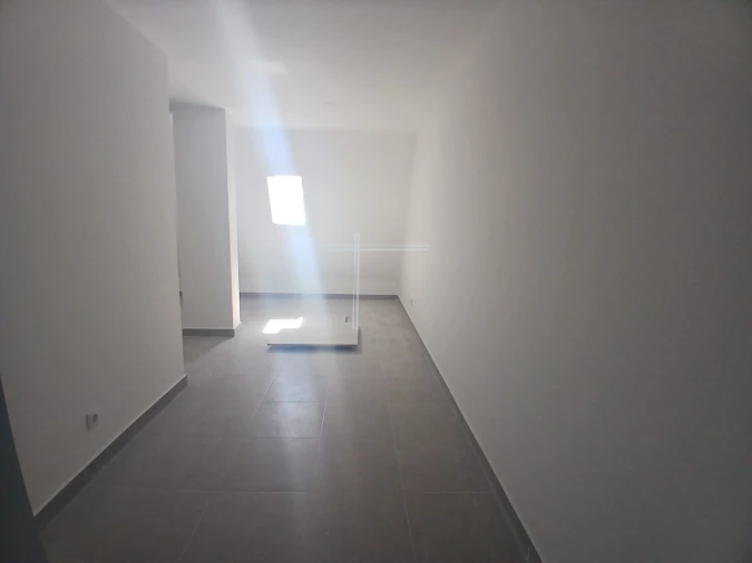 Apartamento T2 para Venda em Charneca de Caparica e Sobreda Foto 21