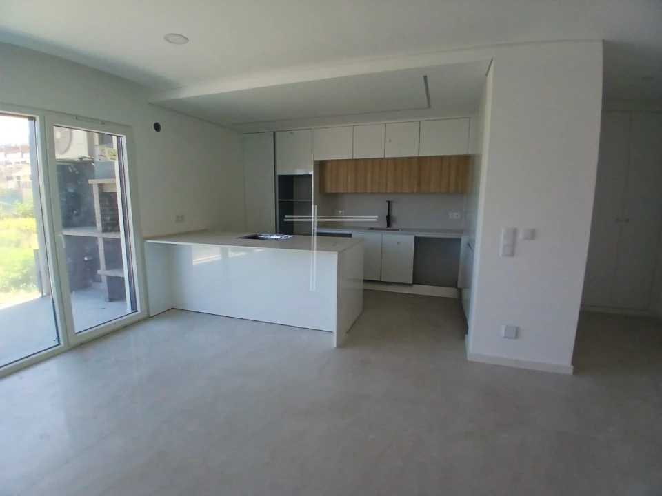 Apartamento T2 para Venda em Charneca de Caparica e Sobreda Foto 1