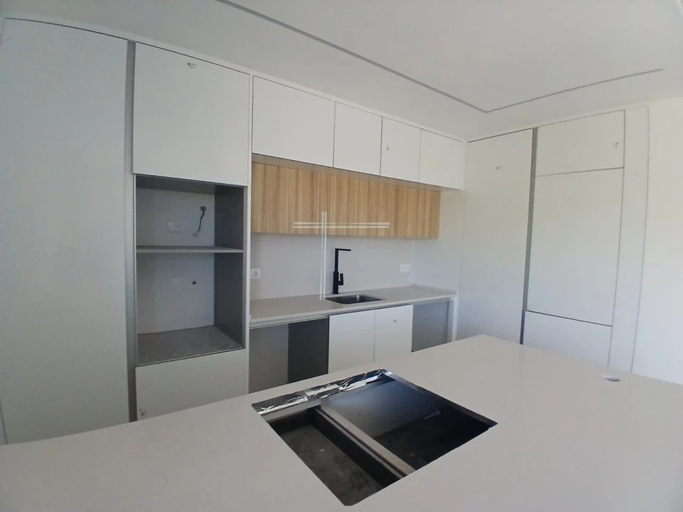 Apartamento T2 para Venda em Charneca de Caparica e Sobreda Foto 4