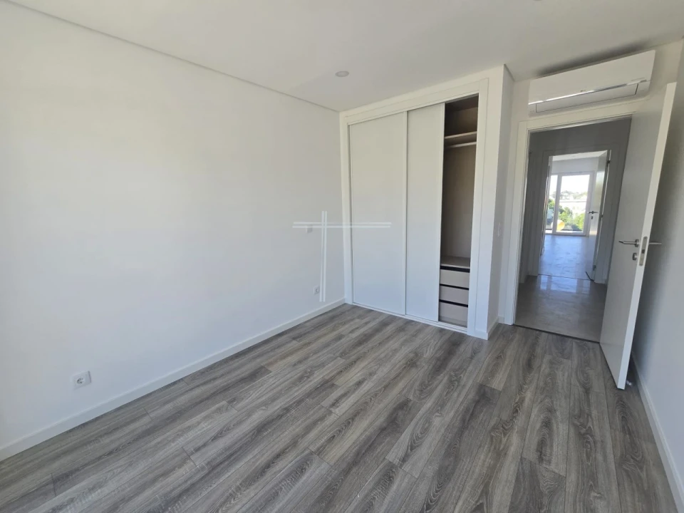 Apartamento T2 para Venda em Charneca de Caparica e Sobreda Foto 6