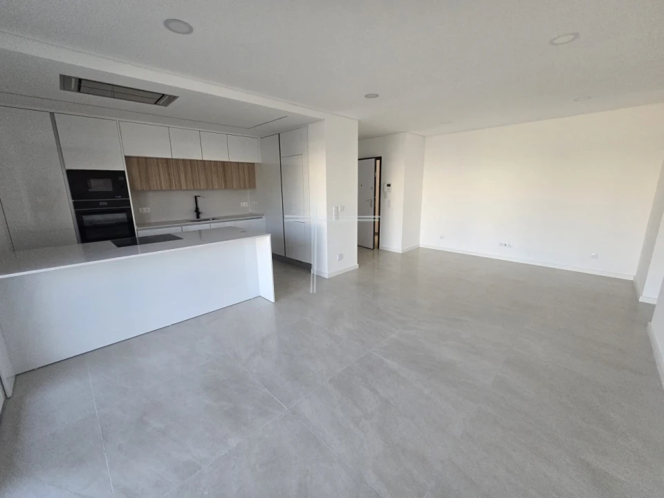 Apartamento T2 para Venda em Charneca de Caparica e Sobreda Foto 3