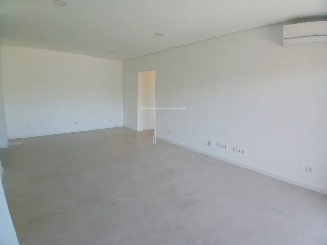 Apartamento T2 para Venda em Charneca de Caparica e Sobreda Foto 5