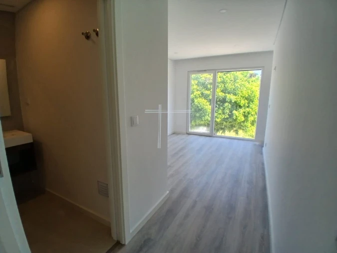 Apartamento T2 para Venda em Charneca de Caparica e Sobreda Foto 12