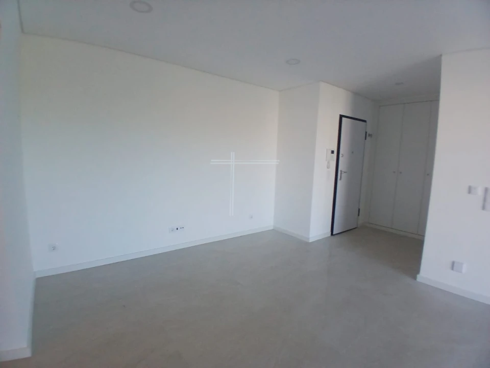 Apartamento T2 para Venda em Charneca de Caparica e Sobreda Foto 4
