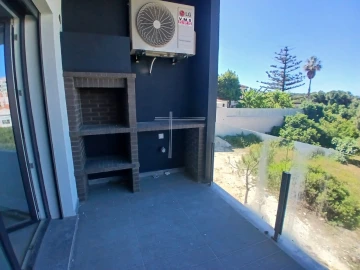Apartamento T2 para Venda em Charneca de Caparica e Sobreda