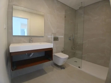 Apartamento T2 para Venda em Charneca de Caparica e Sobreda