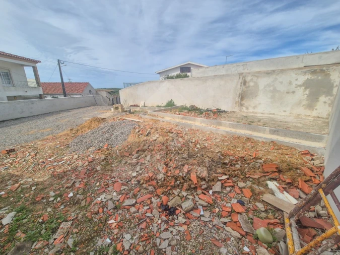 Moradia T3 para Venda em Lourinhã e Atalaia Foto 5