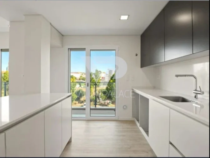 Apartamento T2 para Arrendamento em Carcavelos e Parede Foto 12