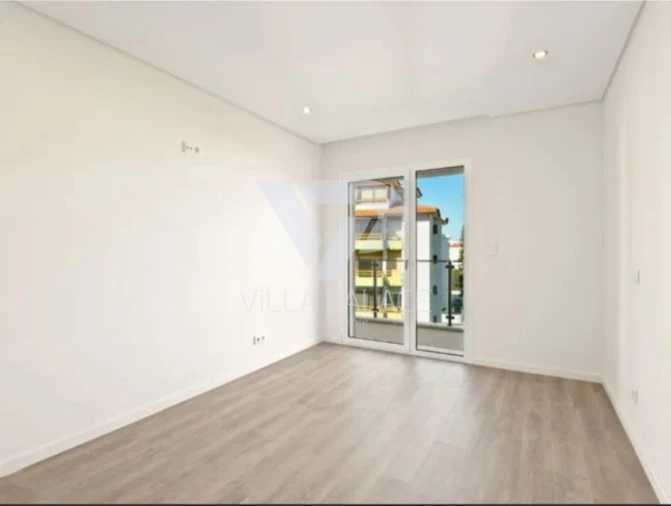 Apartamento T2 para Arrendamento em Carcavelos e Parede Foto 21