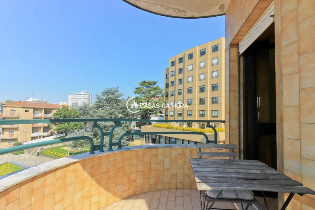 Apartamento T2 para Arrendamento em Cedofeita, Santo Ildefonso, Sé, Miragaia, São Nicolau e Vitória Foto 2