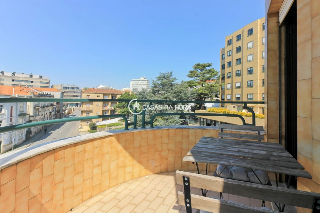 Apartamento T2 para Arrendamento em Cedofeita, Santo Ildefonso, Sé, Miragaia, São Nicolau e Vitória Foto 16