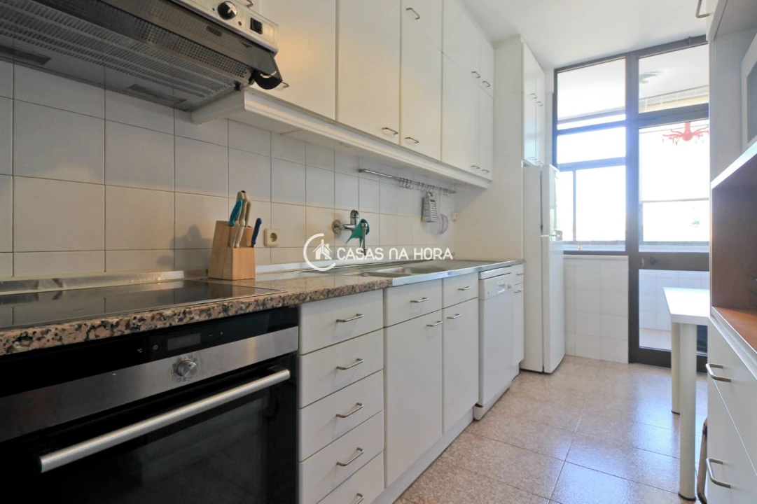 Apartamento T2 para Arrendamento em Cedofeita, Santo Ildefonso, Sé, Miragaia, São Nicolau e Vitória Foto 20