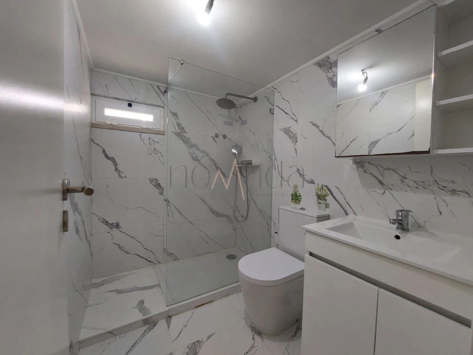 Moradia T2 para Venda em Laranjeiro e Feijó Foto 7