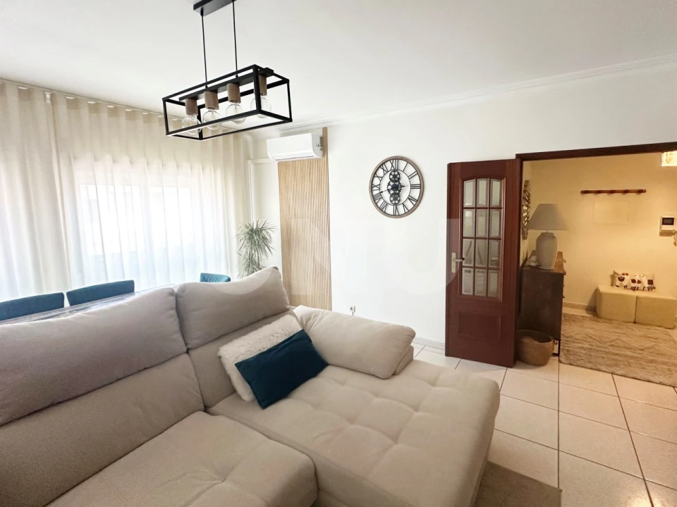 Apartamento T2 para Venda em Castelo Branco Foto 6