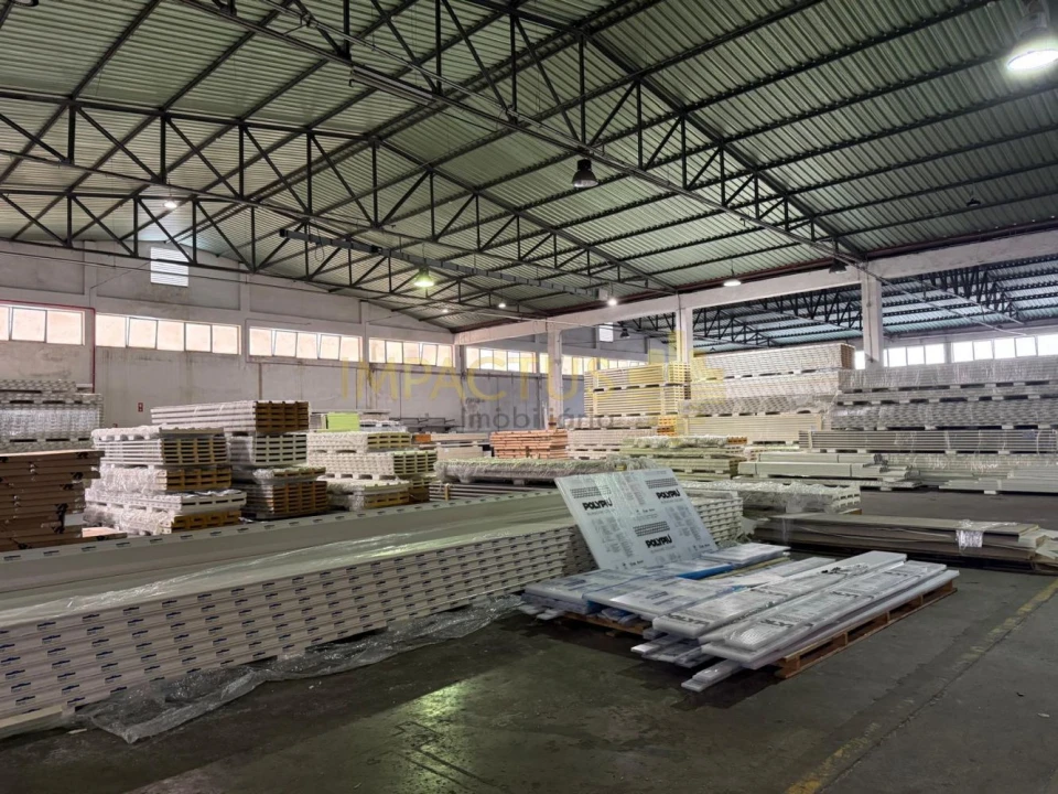 Loja para Arrendamento em Bougado (São Martinho e Santiago) Foto 5