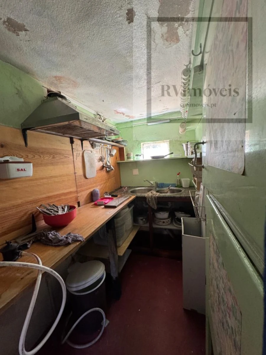 Moradia T2 para Venda em Candemil e Gondar Foto 8