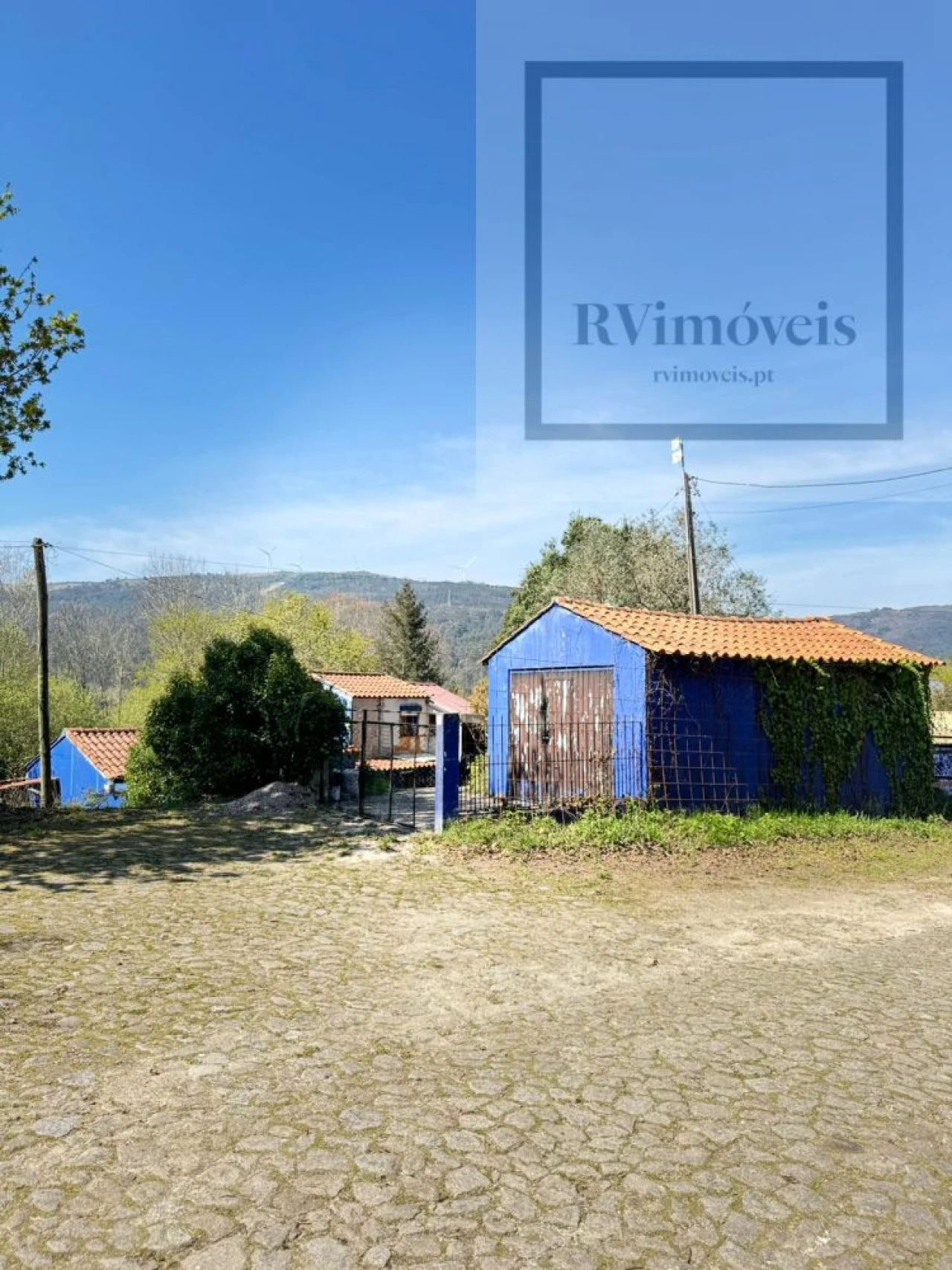 Moradia T2 para Venda em Candemil e Gondar Foto 1