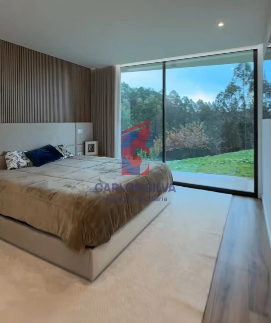 Moradia T3 para Venda em Carreira e Fonte Coberta Foto 8