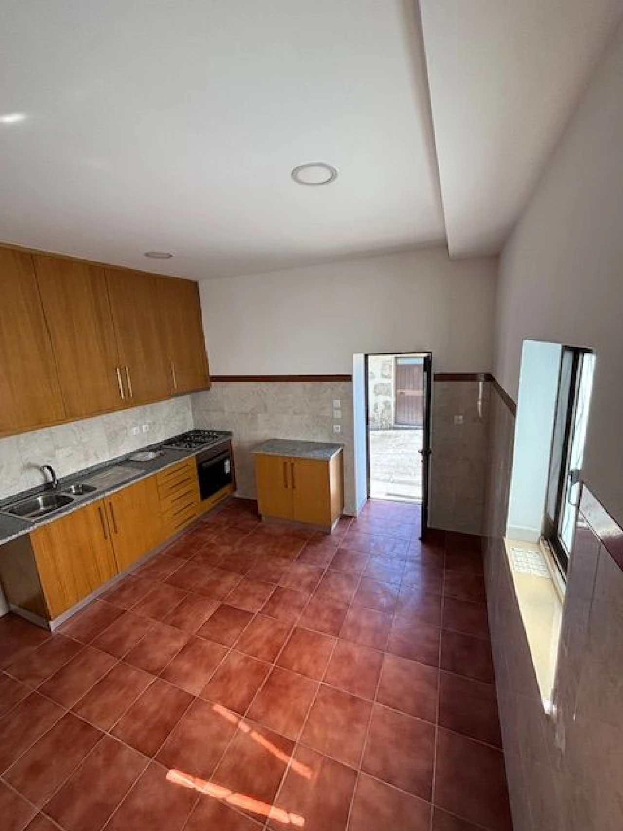 Moradia T2 para Venda em São Pedro Fins Foto 6