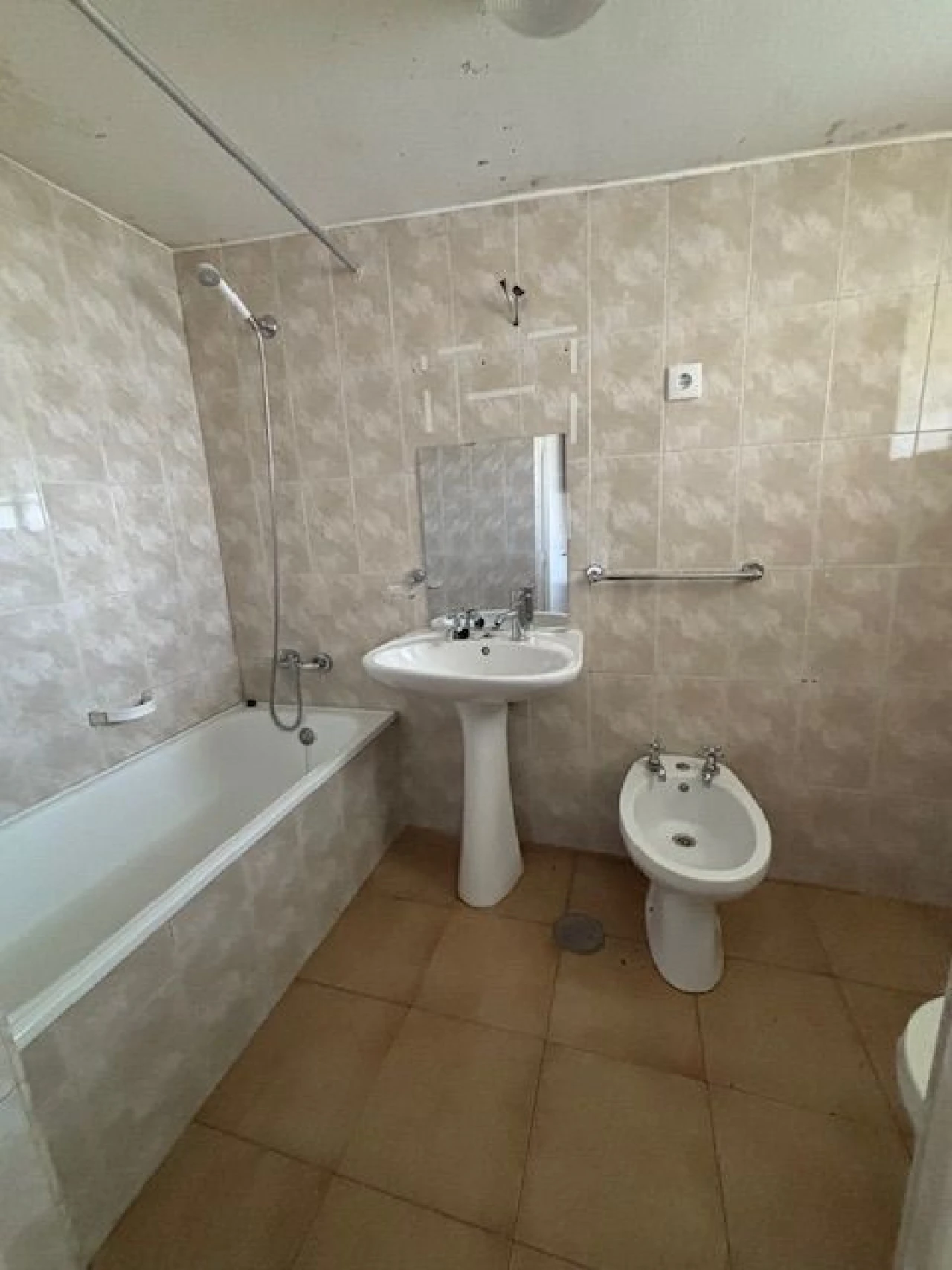 Moradia T2 para Venda em São Pedro Fins Foto 11