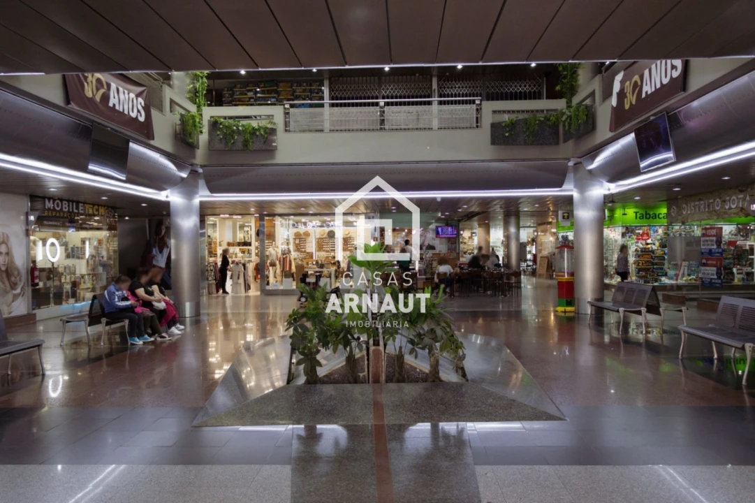 Loja para Arrendamento em Pombal Foto 3